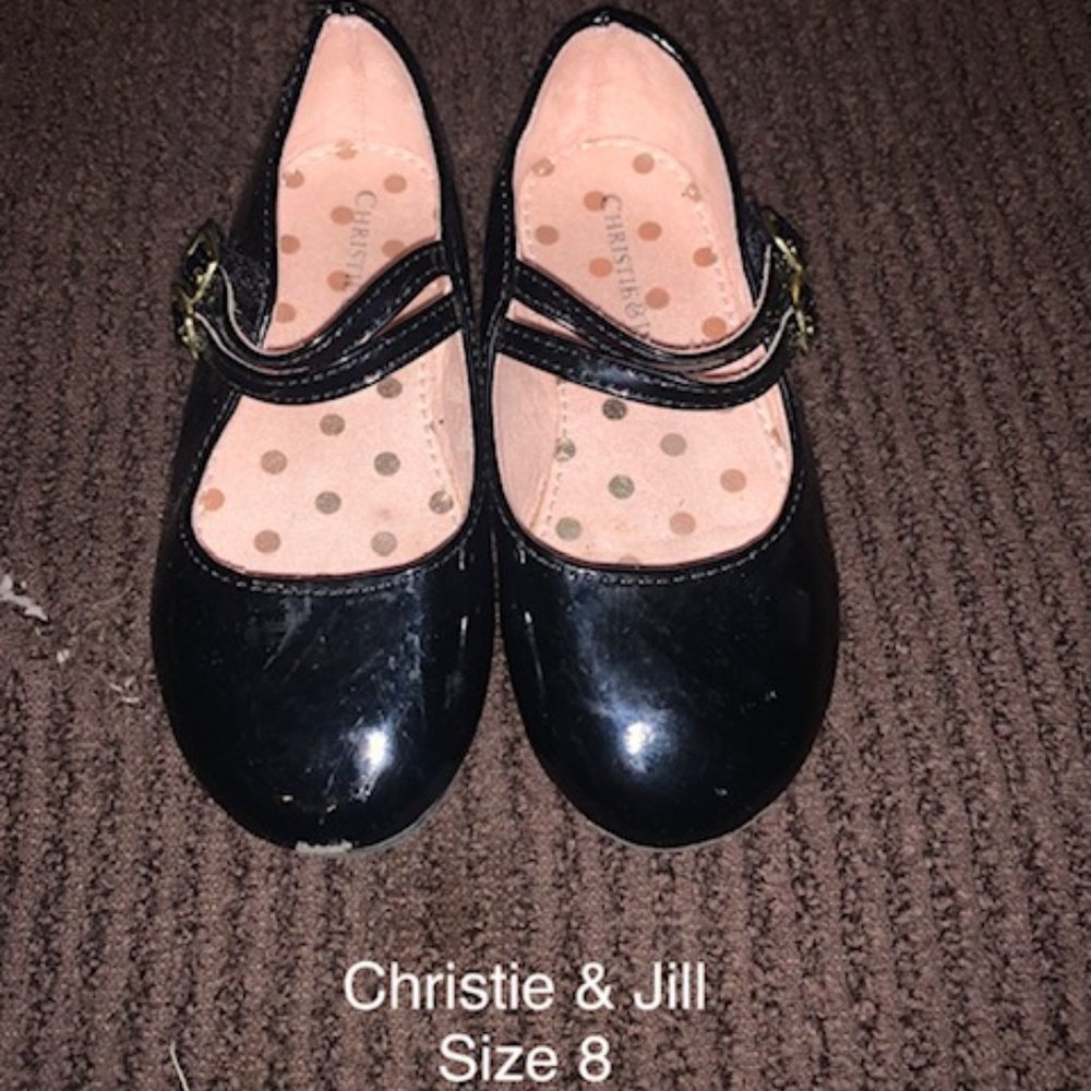 Christie and Jill Black Flats- sizes 8,9